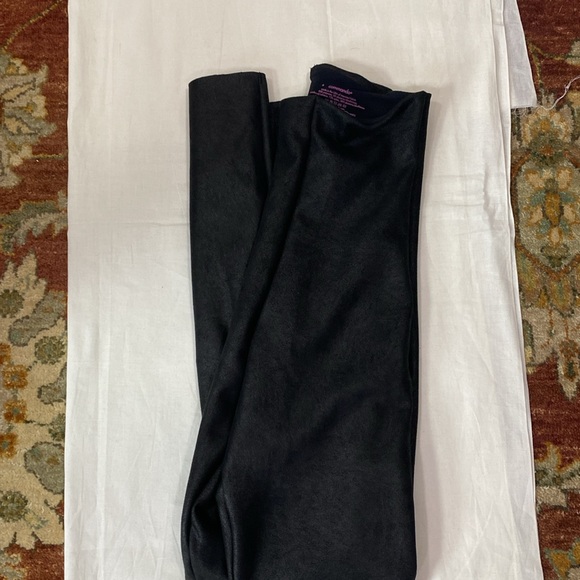 Commando faux suede leggings size S - Picture 2 of 4